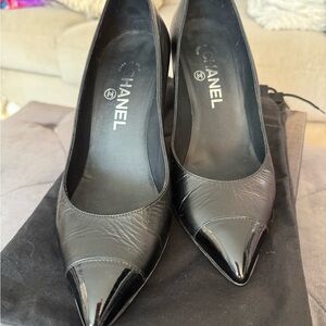 CHANEL Black Leather Pointed Toe Patent Cap Pumps